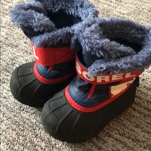 Toddler boys size 6 sorel winter Boots.